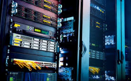 Why Dedicated Server Hosting in UAE Makes Sense for High-Traffic Websites
