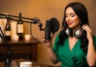 EroASMR for Women: A Growing Audience